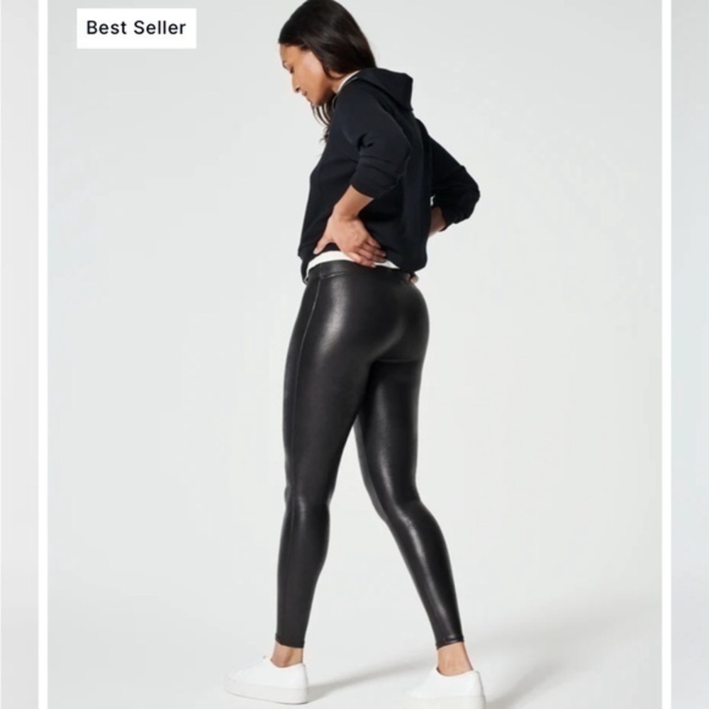 Euc spanx leather style leggings size medium